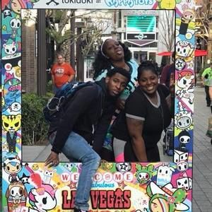 Meet your Posher, Aron